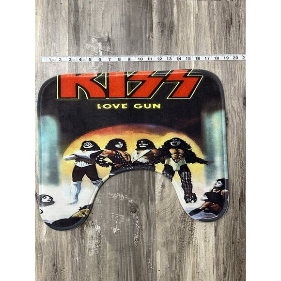 New KISS "Love Gun" Themed Bathroom Set Toilet Cover & Rug RARE Decor Rock Music - Picture 3 of 6